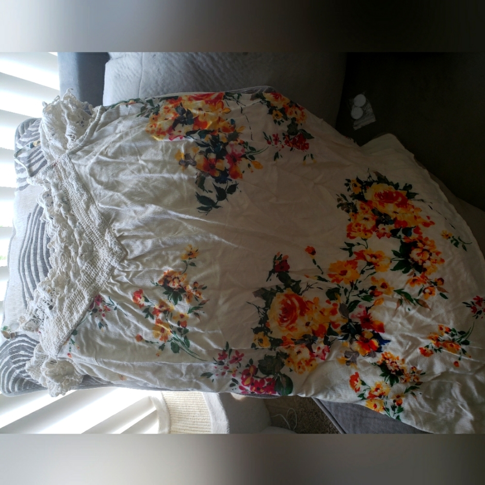 Off the shoulder long floral blouse - Picture 1 of 5